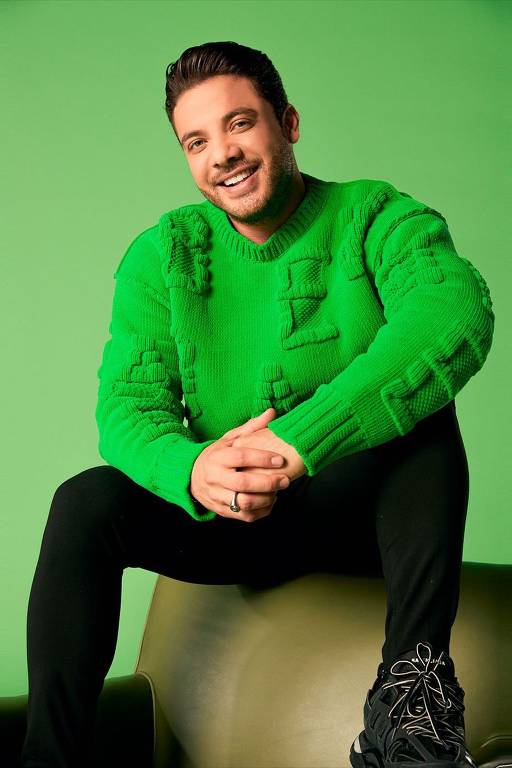 SHOW DO WESLEY SAFADÃO OU 30 CASAS POPULARES?