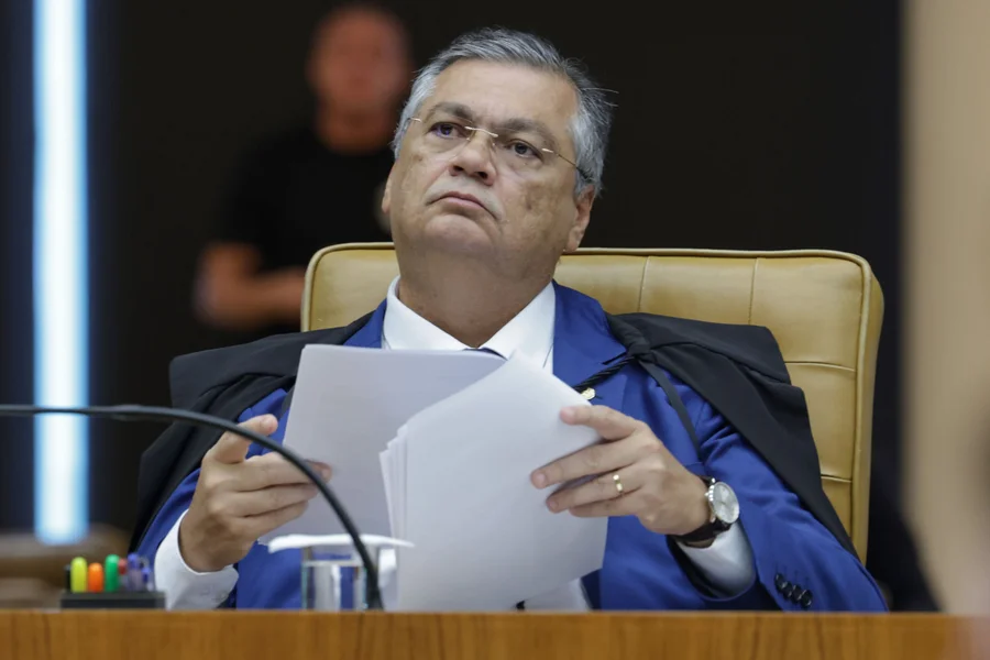 Filme de Bolsonaro: Dino abre apuração por suspeita sobre emendas de deputados do PL