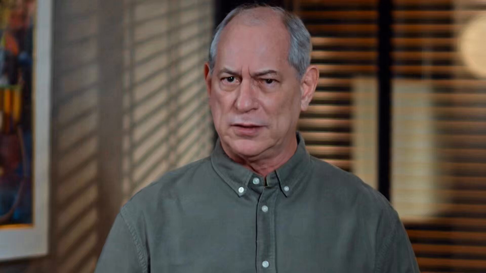 Ciro diz que omissão do Brasil entregou facções aos EUA