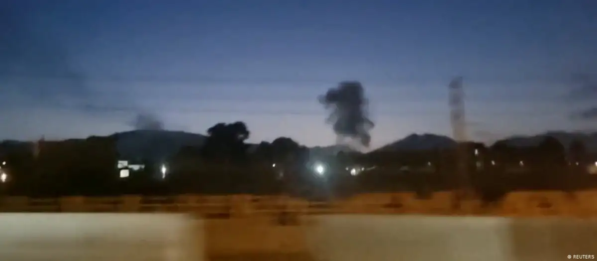 EUA e Irã voltam a se atacar, e cessar-fogo fica por um fio