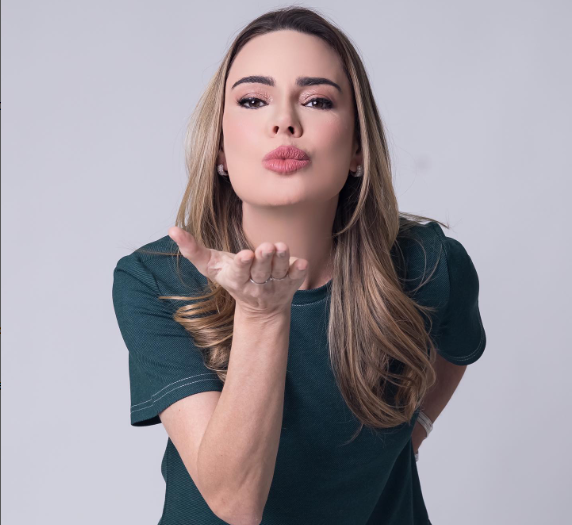 Após trajetória no jornalismo, Rachel Sheherazade anuncia entrada na política
