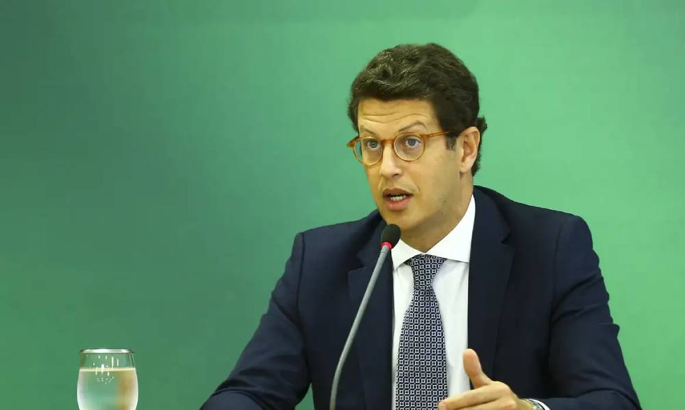 Salles diz que só ele e Derrite representam a direita ao Senado