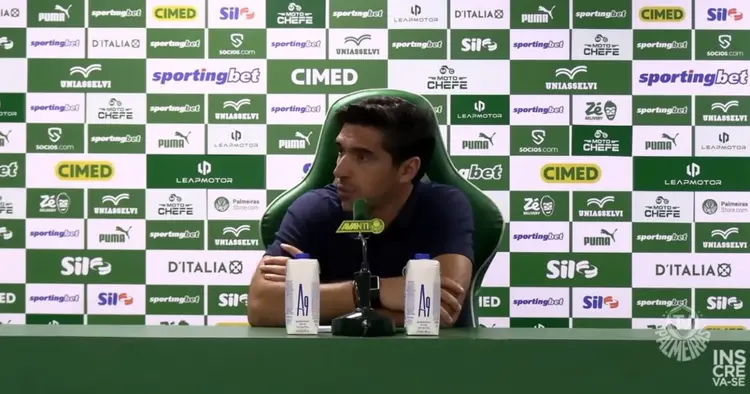Palmeiras prepara atacante de R$120 milhões como reforço para Abel Ferreira