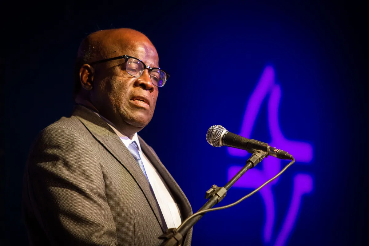Joaquim Barbosa cria perfis nas redes e diz estudar candidatura ao Planalto