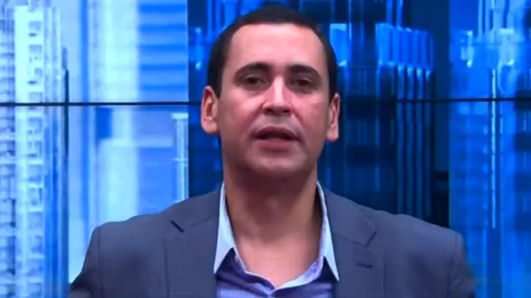Postura submissa de Flávio com EUA envergonha a própria direita, diz secretário do PT