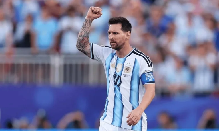 Messi iguala marca de Pelé em assistências nos jogos de mata-mata das Copas do Mundo