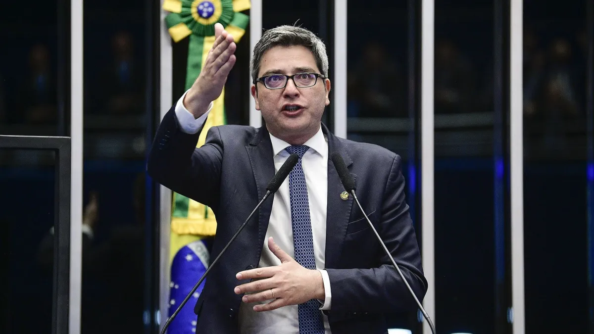 PL escolhe Portinho para o Senado após disputa interna no Rio