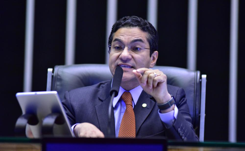 Marcos Pereira nega troca de apoio a Flávio por vaga no STF