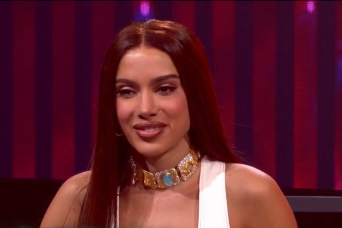 Anitta solta o verbo e transforma estreia do ‘Estrelas da Casa’ em seu próprio palco