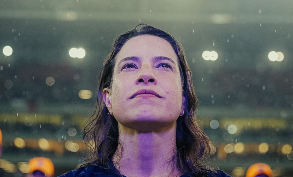 Raquel Lyra aposta em emoção em propaganda sem cortes