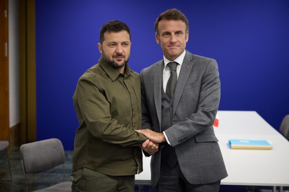 França vai acelerar envio de mísseis e equipamentos à Ucrânia