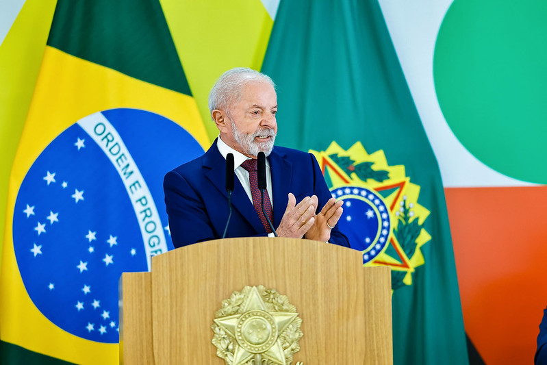 Campanha de Lula pede ao TSE remoção de 255 perfis e multa de R$ 500 mil à Meta