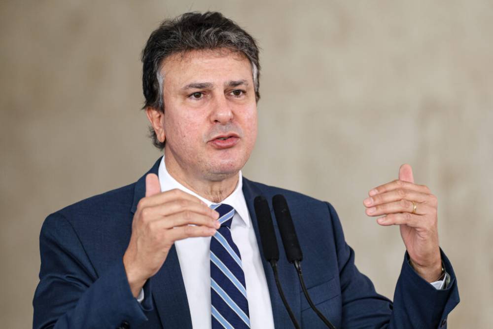Camilo Santana defende debate sobre fim da reeleição