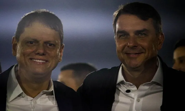Flávio fechará campanha em SP em Guarulhos; local também foi usado e escolhido por Tarcísio