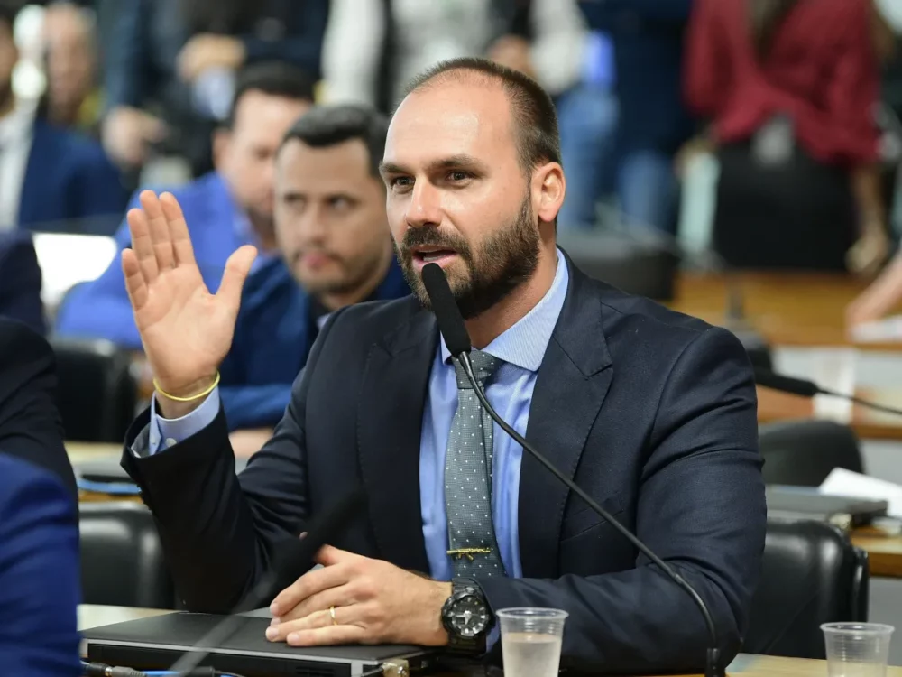 Eduardo Bolsonaro prevê “era de ouro” na América Latina