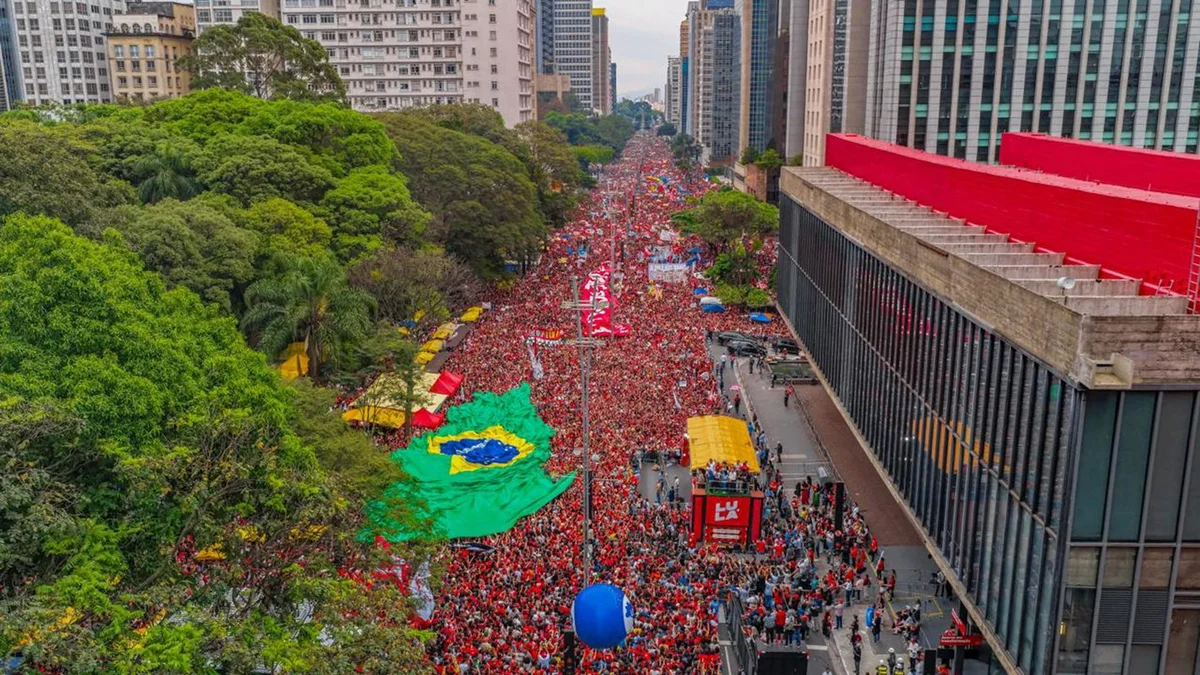 Flávio aciona TSE por apoio de sindicatos a Lula e quer cassar chapa rival