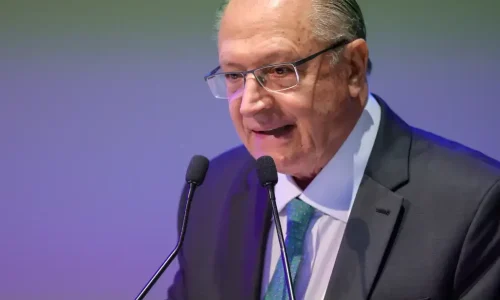 Alckmin diz que Brasil manterá negociação com os EUA