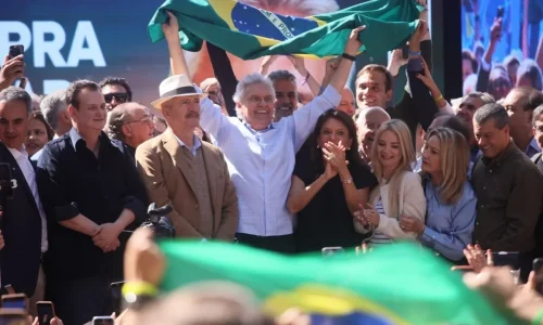Caiado lança candidatura como 3ª via e critica “eleição de rejeitados”