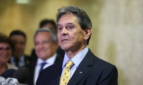 Moraes vota para manter multa de Roberto Jefferson