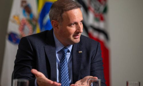 Derrite diz que PP tem apoio garantido à candidatura de Flávio