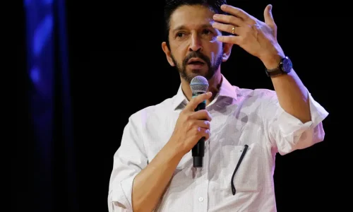 Apoio do MDB a Flávio Bolsonaro fortalece articulação de Ricardo Nunes para 2030