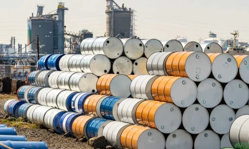 Petróleo supera US$ 90 com impasse entre Irã e EUA