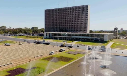 A hora dos candidatos ao Governo do DF: acompanhe a Sabatina do Correio