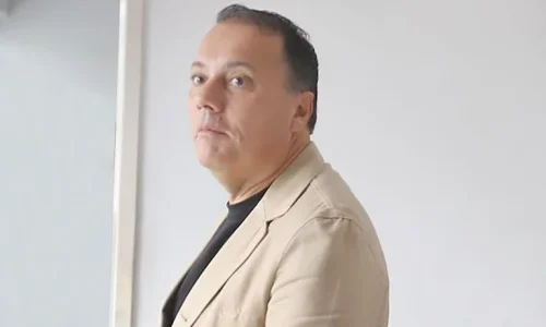 Atila Jacomussi disputa reeleição sem apoio de vereadores do PRD