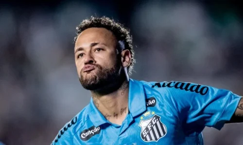 Neymar terá reunião com Santos após férias e permanência é incerta