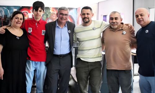 Ao lado da família, Carlão do Social oficializa candidatura e reforça compromisso com a população