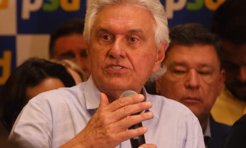 Caiado prevê vitória de Arruda no 1º turno e exalta apoio popular em convenção do PSD