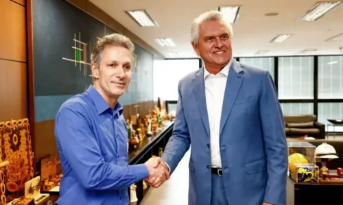 Caiado diz que ele e Zema avaliam unir forças no primeiro turno