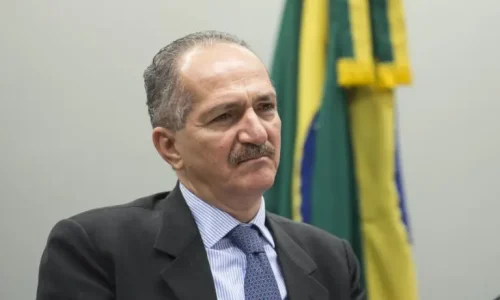 Aldo Rebelo aceita convite para coordenar campanha presidencial de Caiado