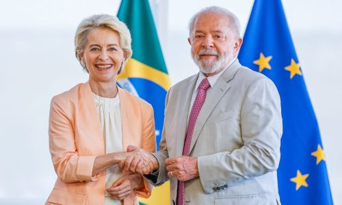 Lula negocia com UE após veto à carne brasileira