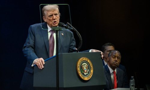 Trump promete discurso longo no Dia da Independência apesar do calor