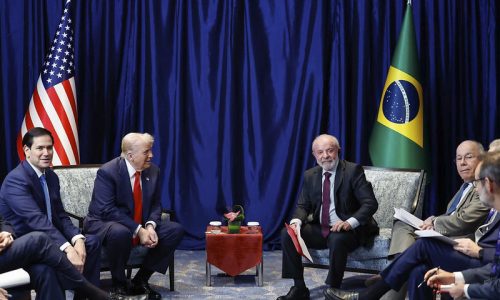 Lula diz que enviará a Trump dados sobre queda do desmatamento