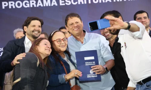 Em pré-campanha, André do Prado congela pauta da Alesp há três semanas
