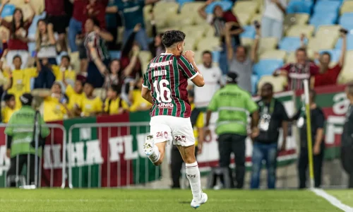 Fluminense larga na frente do Platense por vaga na semi da Libertadores