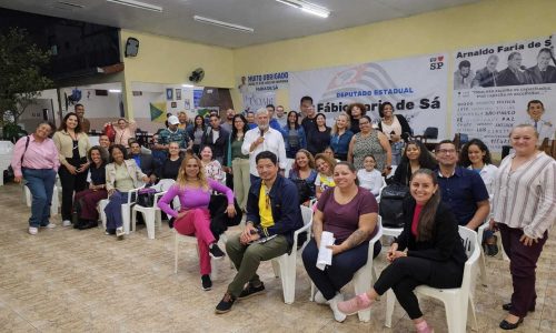 Curso de Oratória vira fenômeno da educação em São Paulo e alunos já pedem pelo módulo 2