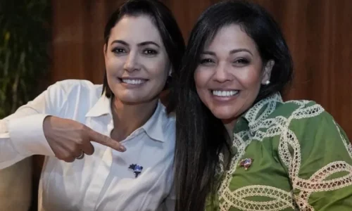 Pivô de atrito entre Flávio e Michelle, Priscila Costa não disputará Senado do CE