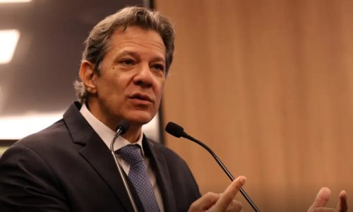 “A lei tem que ser aplicada”, diz Haddad sobre Jaques Wagner