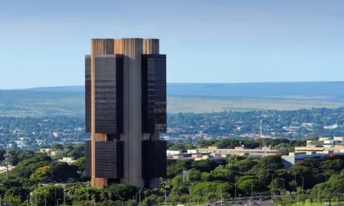 BC justifica corte da Selic apesar de piora das projeções de inflação