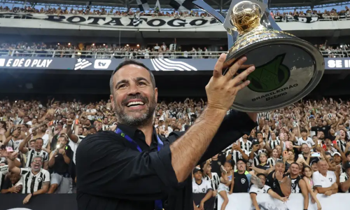 Cruzeiro avança pela contratação do técnico Artur Jorge