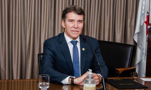 PSB de Minas rejeita apoio ao PT e ameaça romper chapa