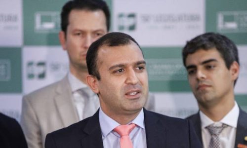 Presidente do Novo diz não temer cláusula de barreira