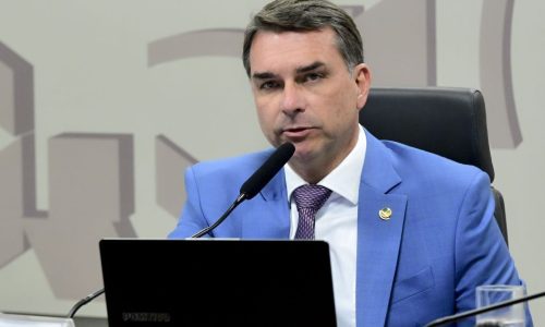 Sem apoio da federação União-PP, Flávio busca Republicanos e Podemos