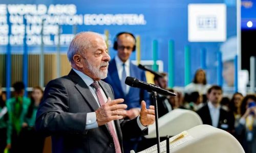 Lula gasta o dobro com propaganda antes das eleições em relação a Bolsonaro em 2022