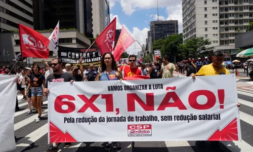 PEC 6×1: comissão negocia início imediato da escala 5×2, sem transição