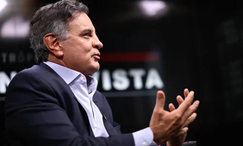 PSD de Caiado “não nasceu para liderar projeto nacional”, diz Aécio