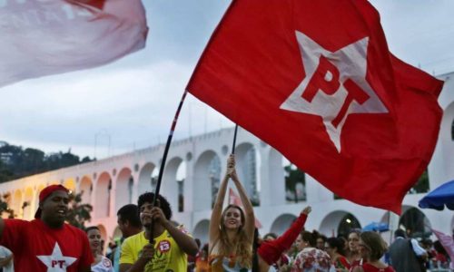 PT prepara carta e amplia estratégia para eleitorado evangélico